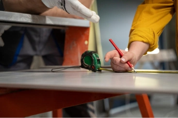 albanil zaragoza tomando medidas